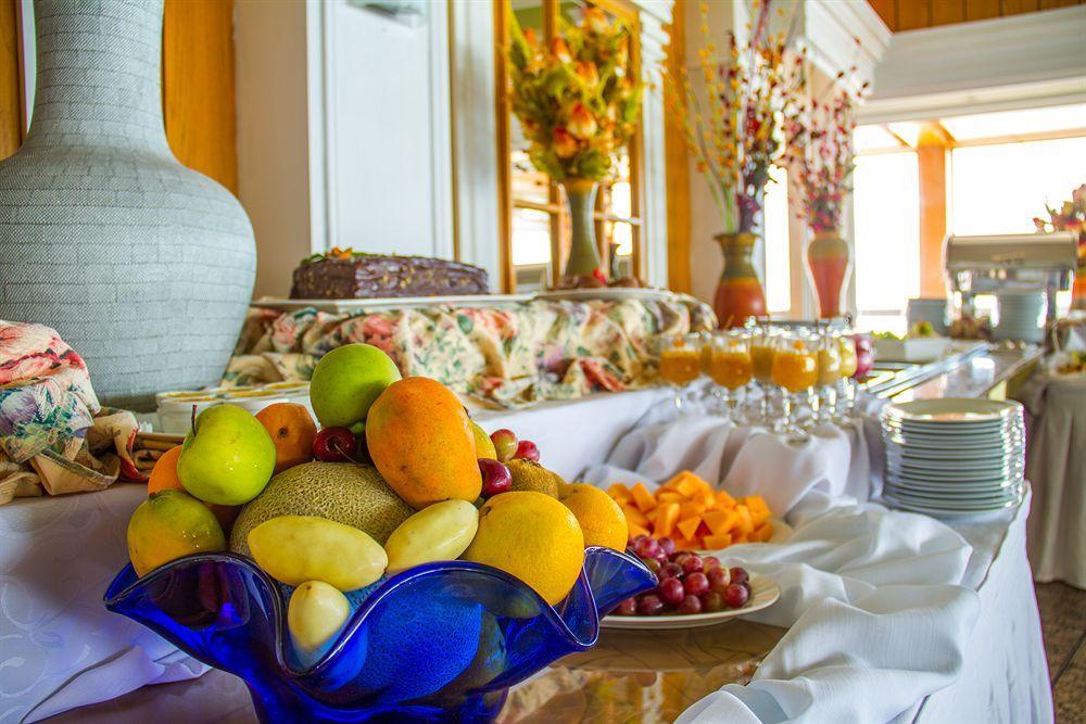 Hotel Gavina Costa Mar Iquique Zewnętrze zdjęcie A buffet at a hotel